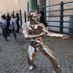 Fuori misura, foto di Guido Laudani
