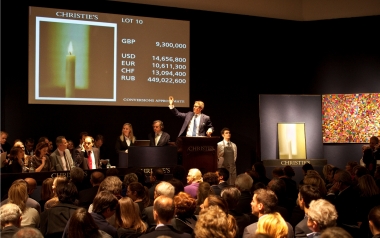 Christie's London - 14 October 2011 - Jussi Pylkkanen selling the record-breaking 'Kerze' by Richter