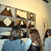 Premio giovani collezionisti: opera premiata di Ali Kaaf, galleria Marie-Laure Fleish, foto di Paolo di Pasquale