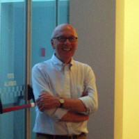 Il gallerista Alberto Peola, foto di Paolo Di Pasquale