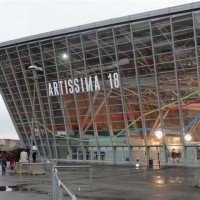 Lingotto-Oval, Facciata-grafico con dati affluenza e numero gallerie