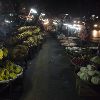mercato notturno - downtown Yangon - ph.Claudio Oliva