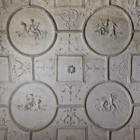 immagine Sepolcro Valeri quattro medaglioni ®Parco archeologico Appia Antica