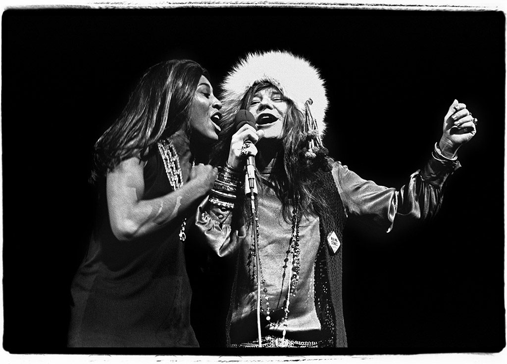 immagine per: Janis and Tina at Madison Square Garden, November 27, 1969.