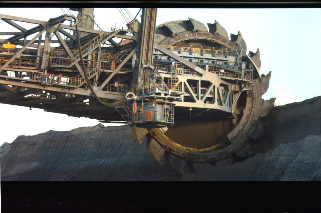 MAST - Anthropocene_J. Baichwal, E. Burtynsky, N. De Pencier_Miniera di lignite ad Hambach (frame dal film)_ph. Federica Casetti