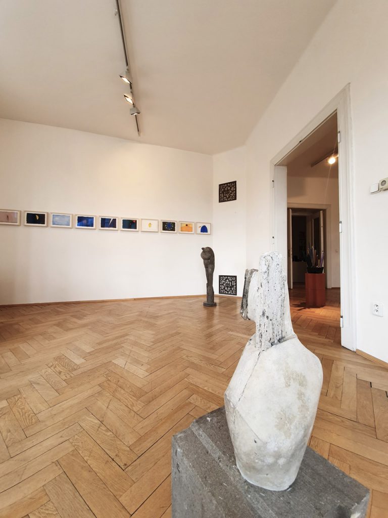 immagine per By appointment only