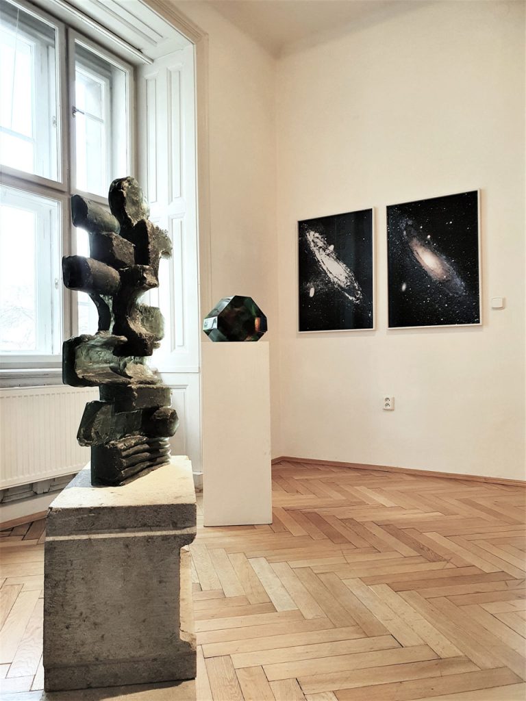 immagine per By appointment only