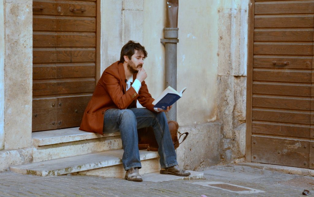 immagine per La parola al Teatro #44. Il Caso Moro. Lungo le strade testimoni degli eventi, va in scena l'Italia che poteva essere