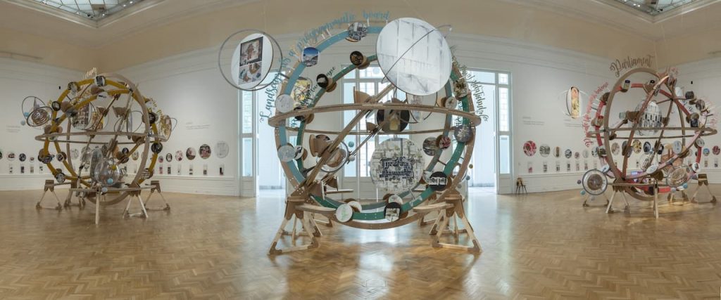 immagine per Cosmowomen Installation