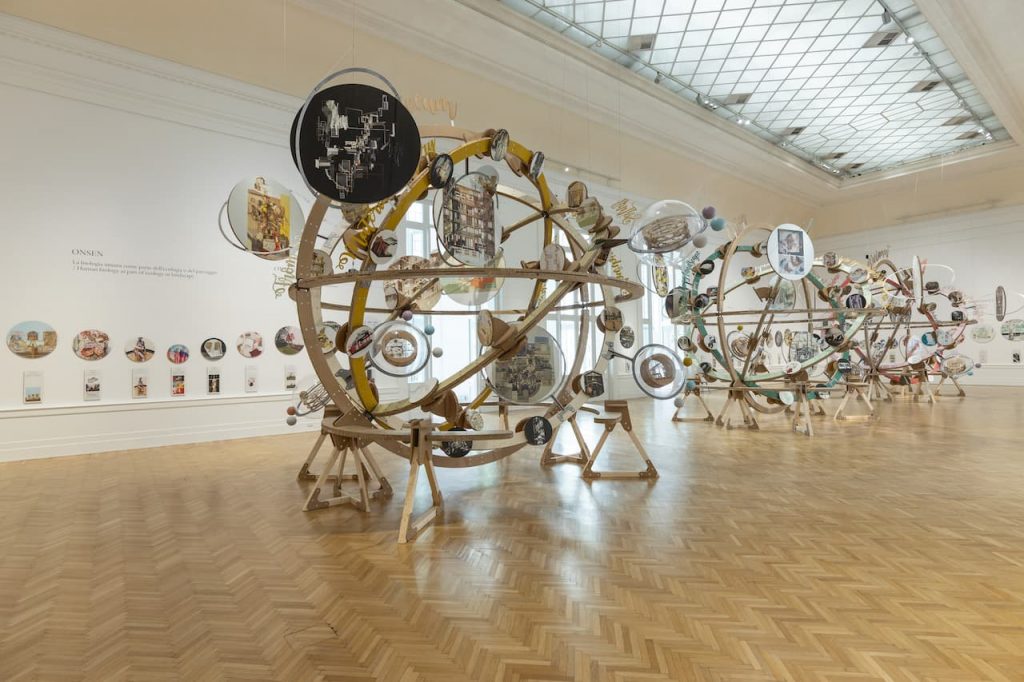 immagine per Cosmowomen Installation