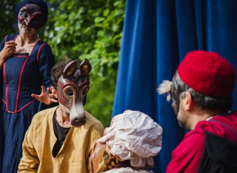 immagine per Palchi Fioriti di Atelier Teatro