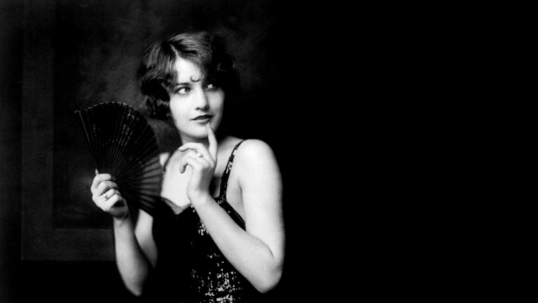 immagine per Primo piano su Barbara Stanwyck, signora del mistero