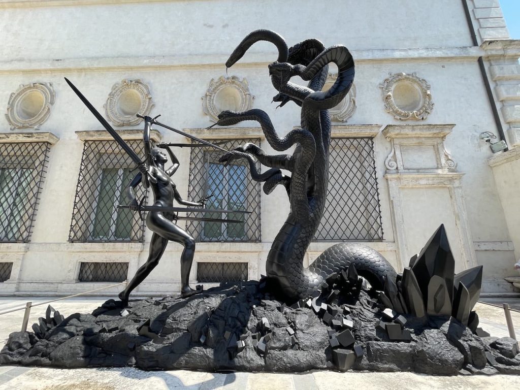 immagine per archaeology now damien hirst