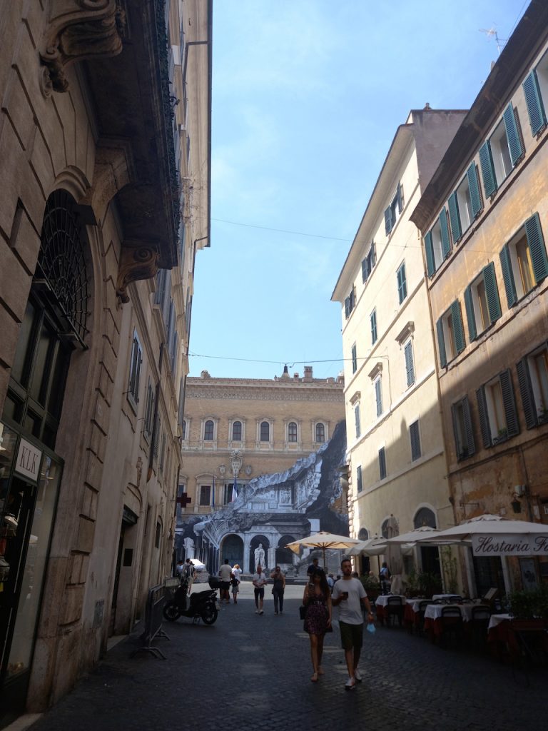 immagine JR su Palazzo Farnese Roma - ph. B. Martusciello