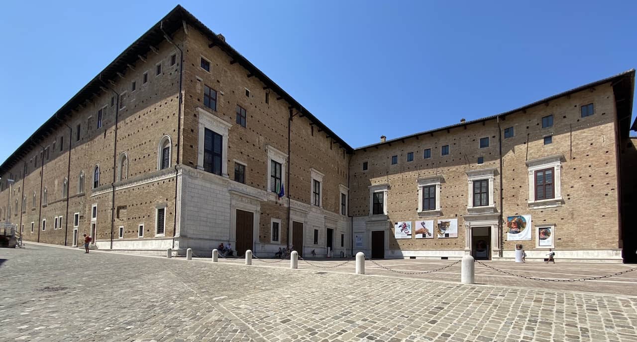 Palazzo Ducale, Urbino art a part of cult(ure)