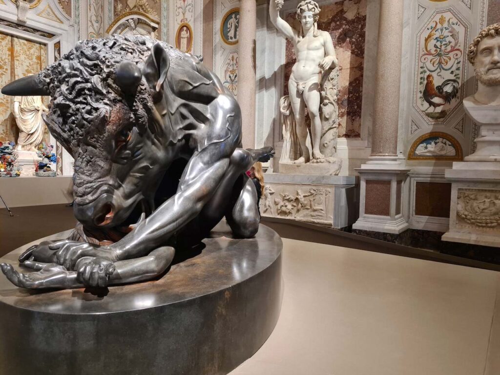 immagine per Galleria Borghese, Damien Hirst, Archaeology Now