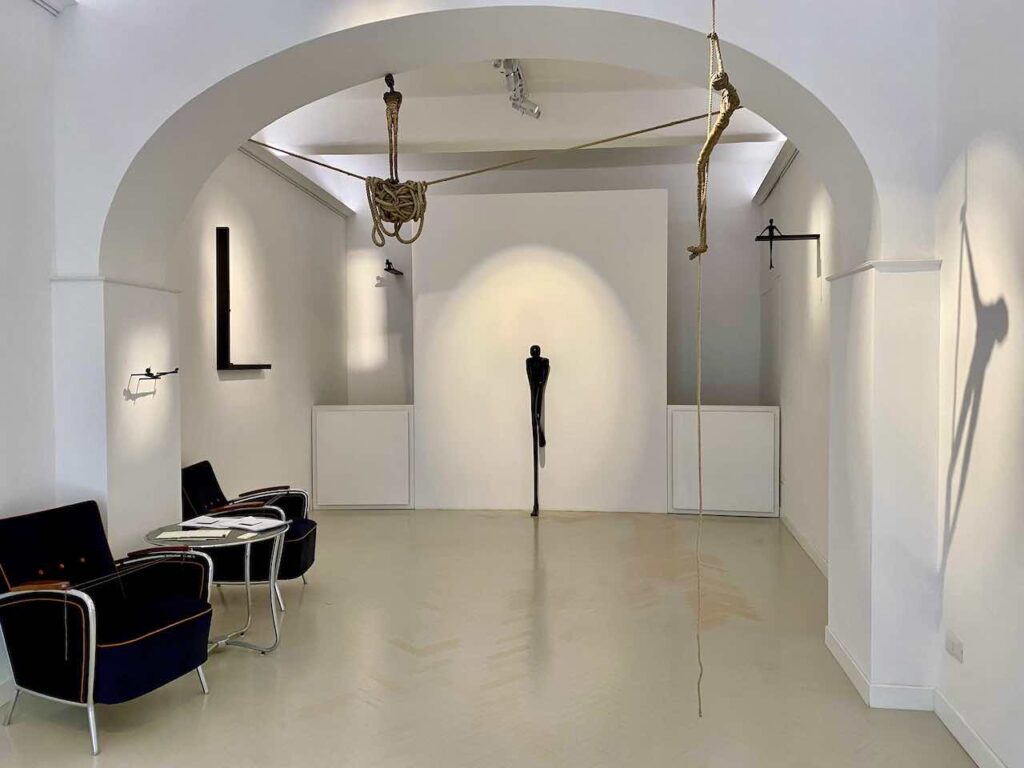 immagine per Alex Pinna. Mirrors, SaracenoArtGallery