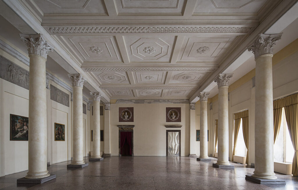 immagine per Foto 4: Palazzo Reale Sala delle Otto Colonne. Foto Lorenzo Pennati Credits: https://www.palazzorealemilano.it
