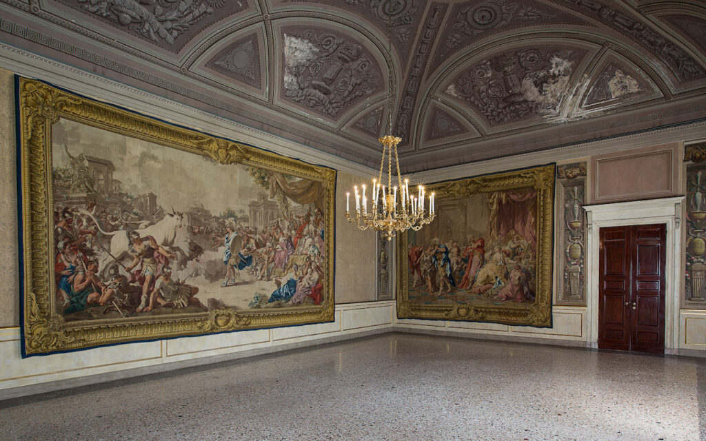 immagine per Foto 7: Prima Sala degli Arazzi foto Lorenzo Pennati Credits: https://www.palazzorealemilano.it