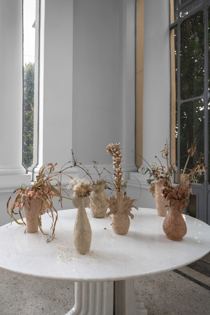 immagine per A matter of life and death. La terracotta si mostra alla Thomas Dane Gallery