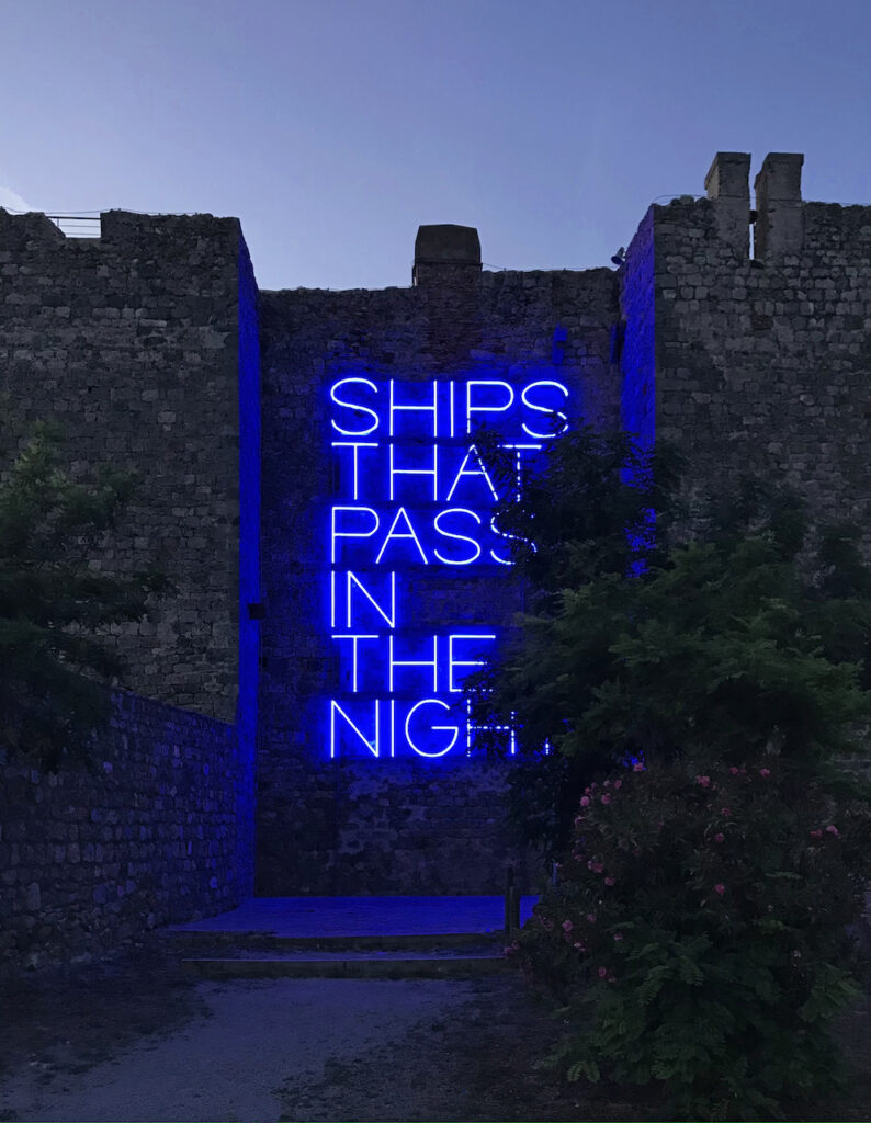 immagine per Maurizio Nannucci Hypermaremma, Ships That Pass In The Night