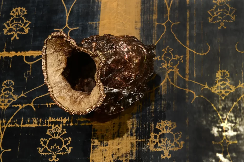 immagine per Es-senze a Palazzo Mocenigo. Una mostra da vedere anche ad occhi chiusi