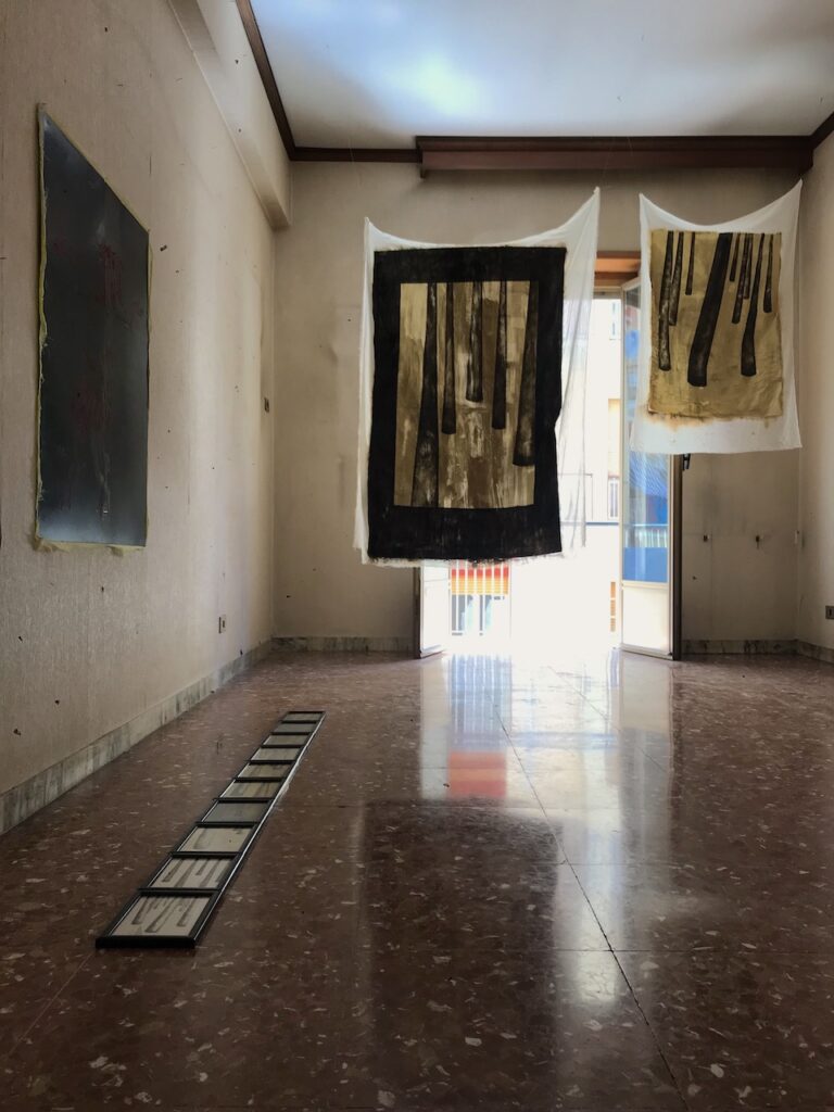 immagine pr Il bosco sacro di Paola Zampa libera dalla drammaticità della condizione umana.