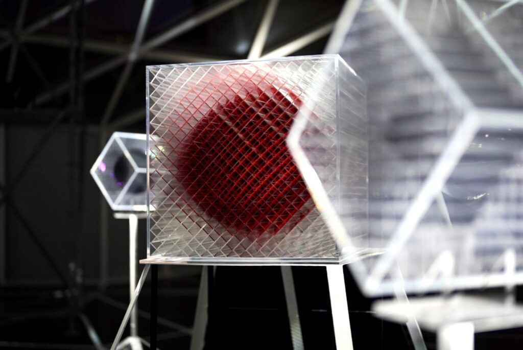 immagine per Simone Lingua accende la lanterna di Fuksas con Ombre di luce