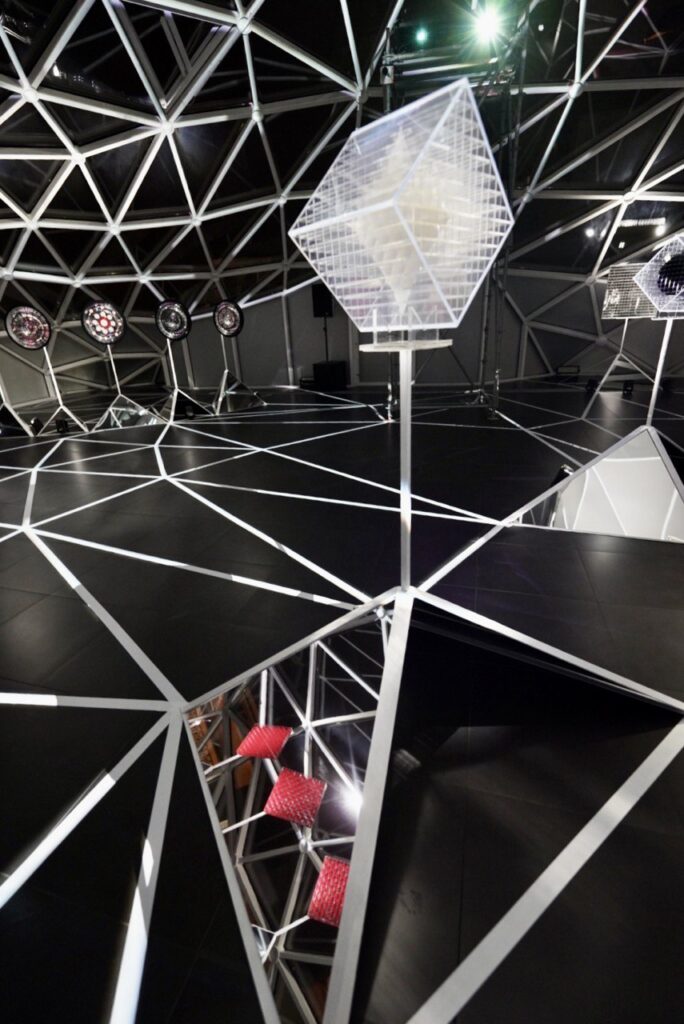 immagine per Simone Lingua accende la lanterna di Fuksas con Ombre di luce