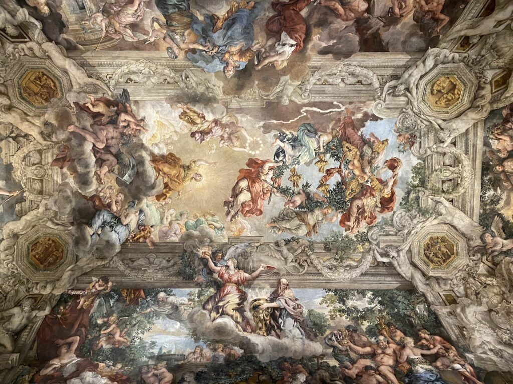 immagine per foto 4: Pietro Berrettini detto Pietro da Cortona (Cortona 1597- Roma 1669) Il Trionfo della Divina Provvidenza, 1632-1639 affresco 24 x 14 m. volta del salone di Palazzo Barberini Credits: Roberto Civetta