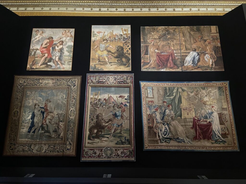 immagine per foto 7: Salone Pietro Da Cortona, dipinti a tempera su carta da spolvero, Arazzi lana e seta Credits: Roberto Civetta