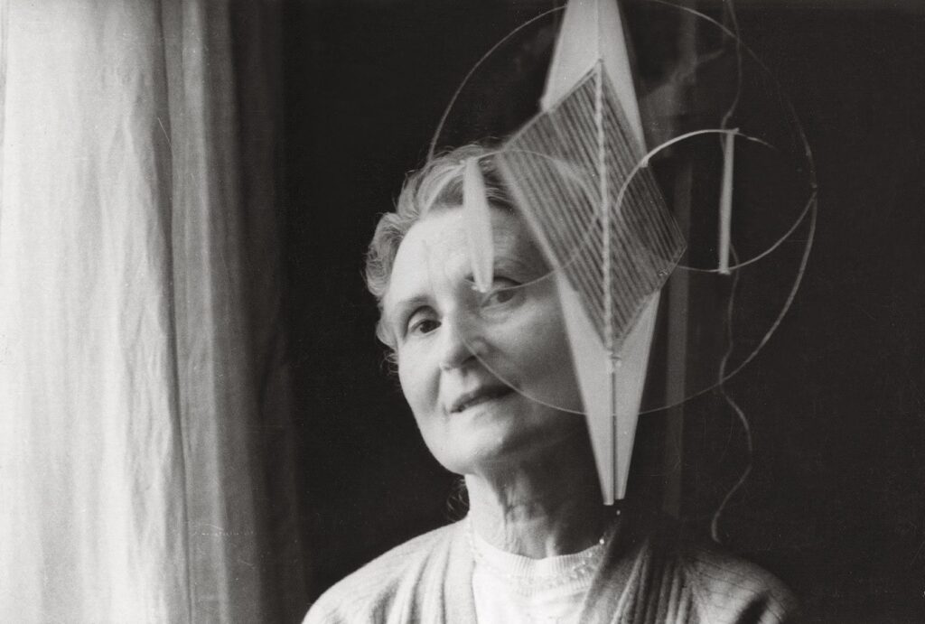 immagine per Nasce a Milano l'Archivio storico di Regina Cassolo Bracchi