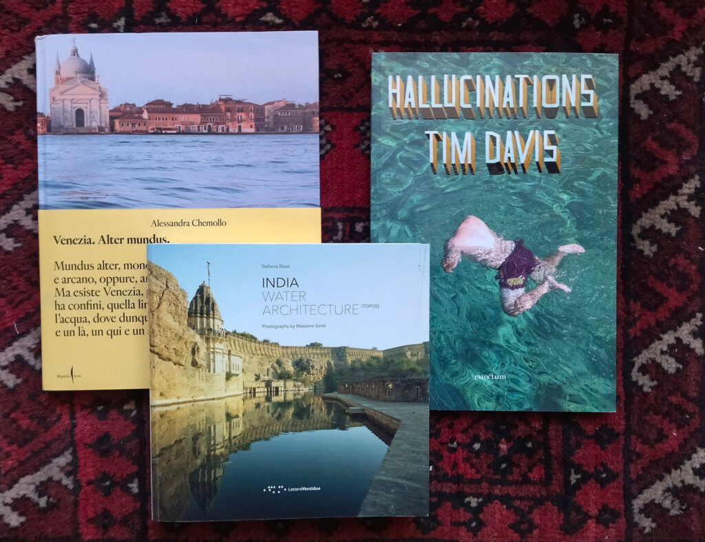 immagine per Flying Photo Book Carpet. Tre libri dedicati al tema dell’acqua: Stefania Rössl, Alessandra Chemollo, Tim Davis