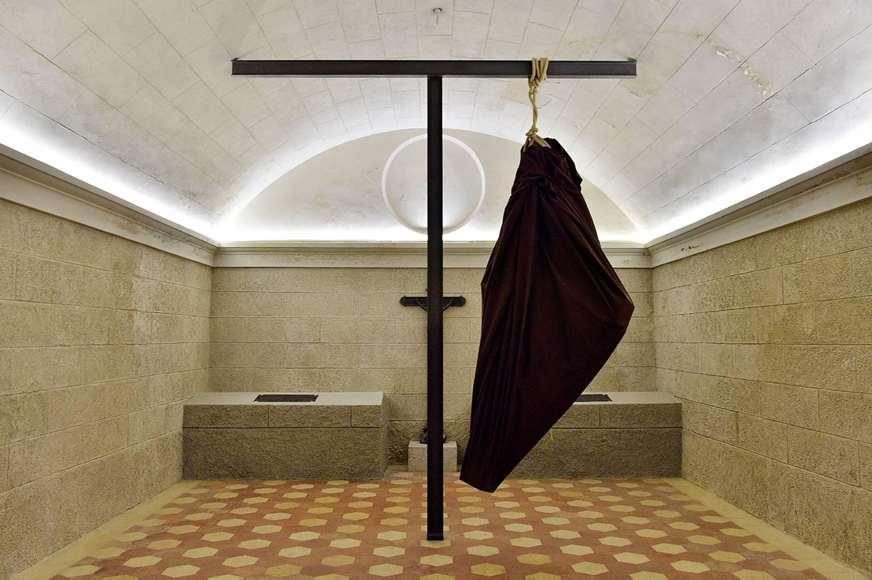 immagine per Jannis Kounellis, Senza titolo (Svelamento). Parola d'Artista. Intervista a Gabriele Landi