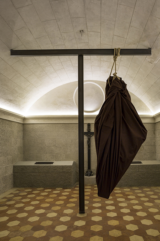 immagine per Jannis Kounellis, Senza titolo (Svelamento). Parola d'Artista. Intervista a Gabriele Landi