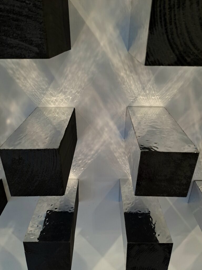 immagine per Mimma Russo. La luce del nero allo Studio Trisorio di Napoli