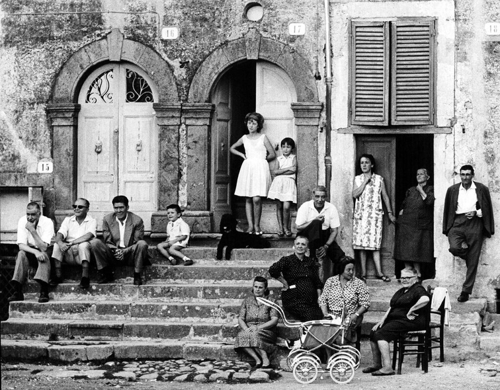 immagine per Oriolo Romano, Viterbo, 1964 © Gianni Berengo Gardini/Courtesy Fondazione Forma per la Fotografia