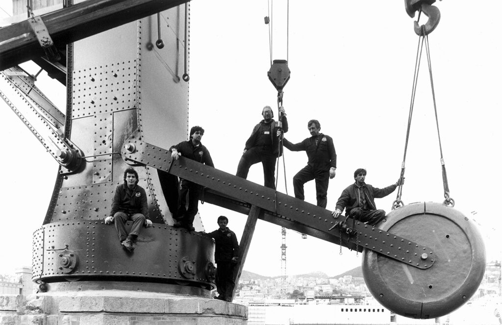 immagine per Genova, 1998 © Gianni Berengo Gardini/Courtesy Fondazione Forma per la Fotografia