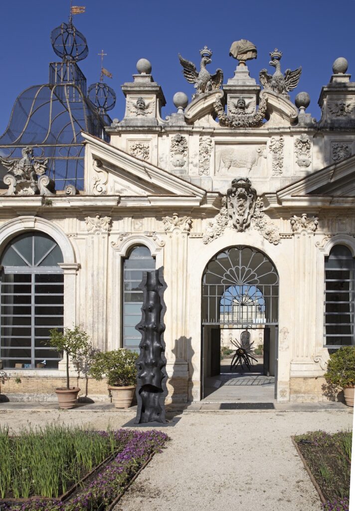 immagine per Giuseppe Penone. Gesti universali, Installation view - 1, Salone Mariano Rossi, Galleria Borghese, Roma - ph. S. Pellion © Galleria Borghese
