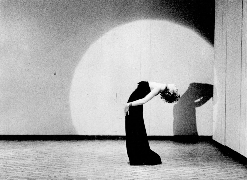 immagine per La Prima mostra in Italia dedicata a Yvonne Rainer: Words, Dances, Films