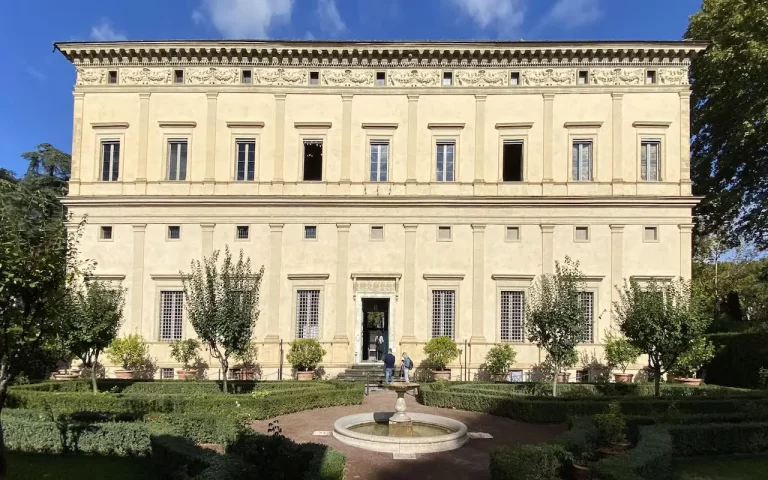 immagine per Villa Farnesina - Roma