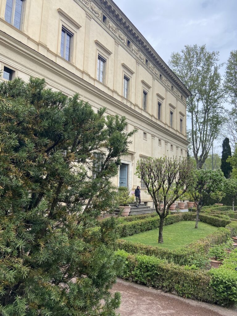 immagine per Foto 3: Villa Farnesina, Roma Credits: Roberto Civetta