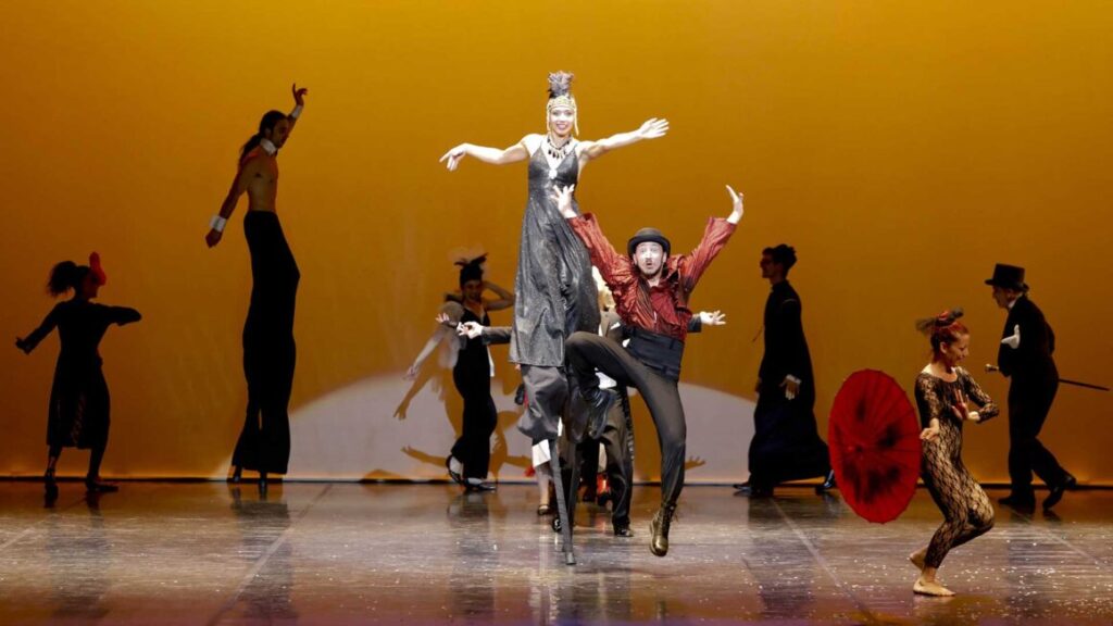 immagine per Circo Fellini, Teatro Sociale di Como