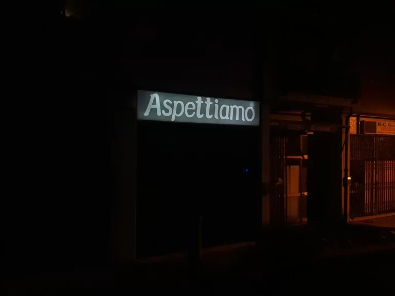 immagine per Aurelia Sud il Site specific: Aspettiamo. Gabriele Landi conversa con Marco Neri autore del nuovo progetto