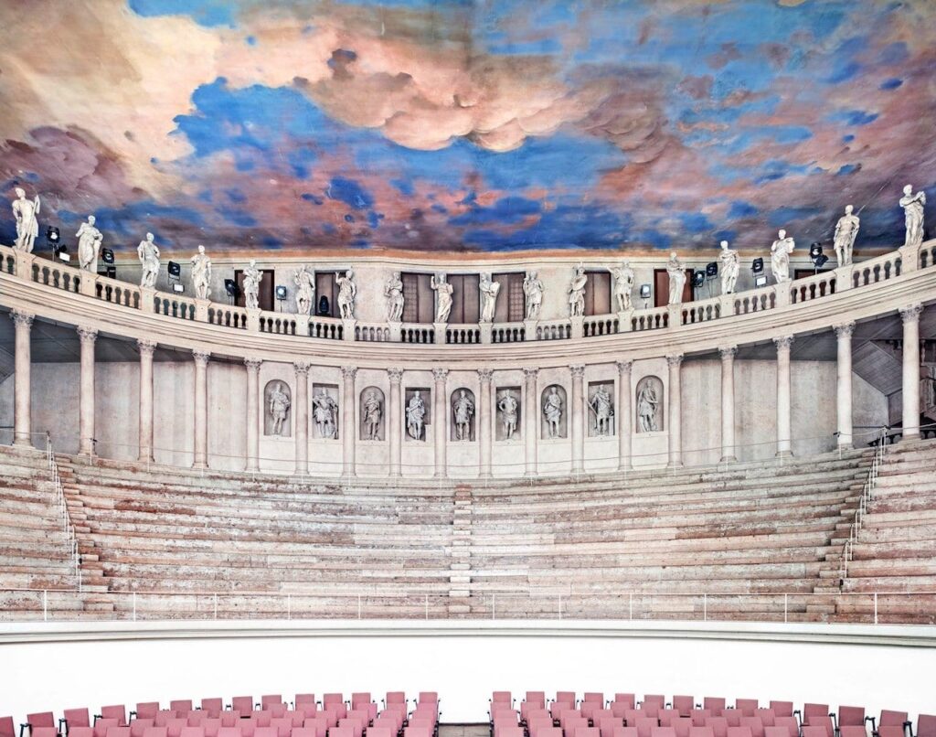 immagine per Candida Höfer - TEATRO OLIMPICO VICENZA I 2010