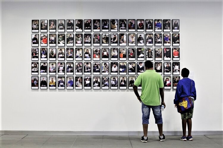 immagine per Sonia Lenzi, Avrei potuto essere io -Stazione Alta Velocità, Bologna, 2015 courtesy Sonia Lenzi