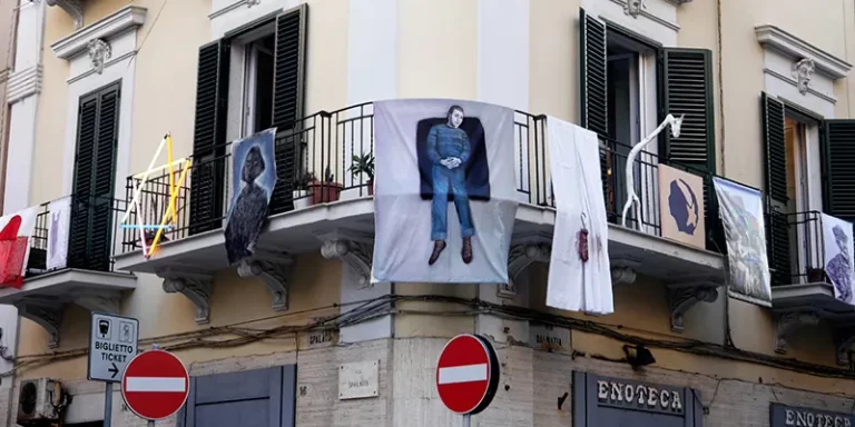 immagine per Il mattino ha Lory in bocca