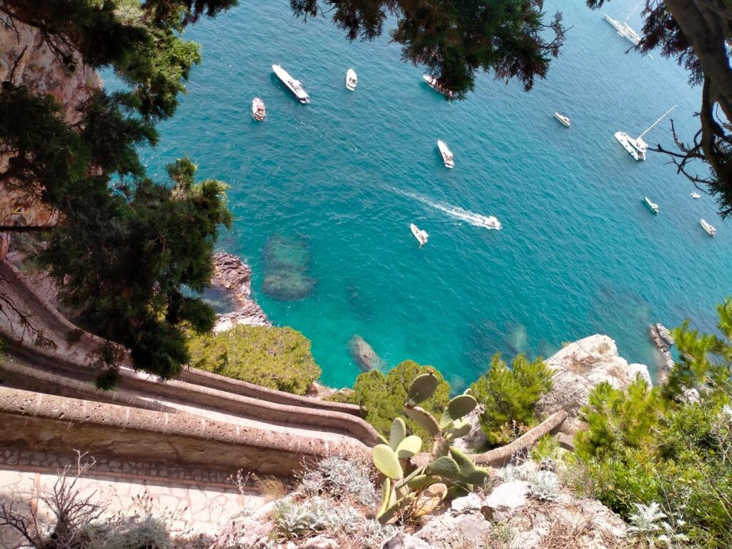 06 immagine per Via Krupp a Capri. Riaperta e nuovamente percorribile la strada panoramica dell'Isola dei baci.