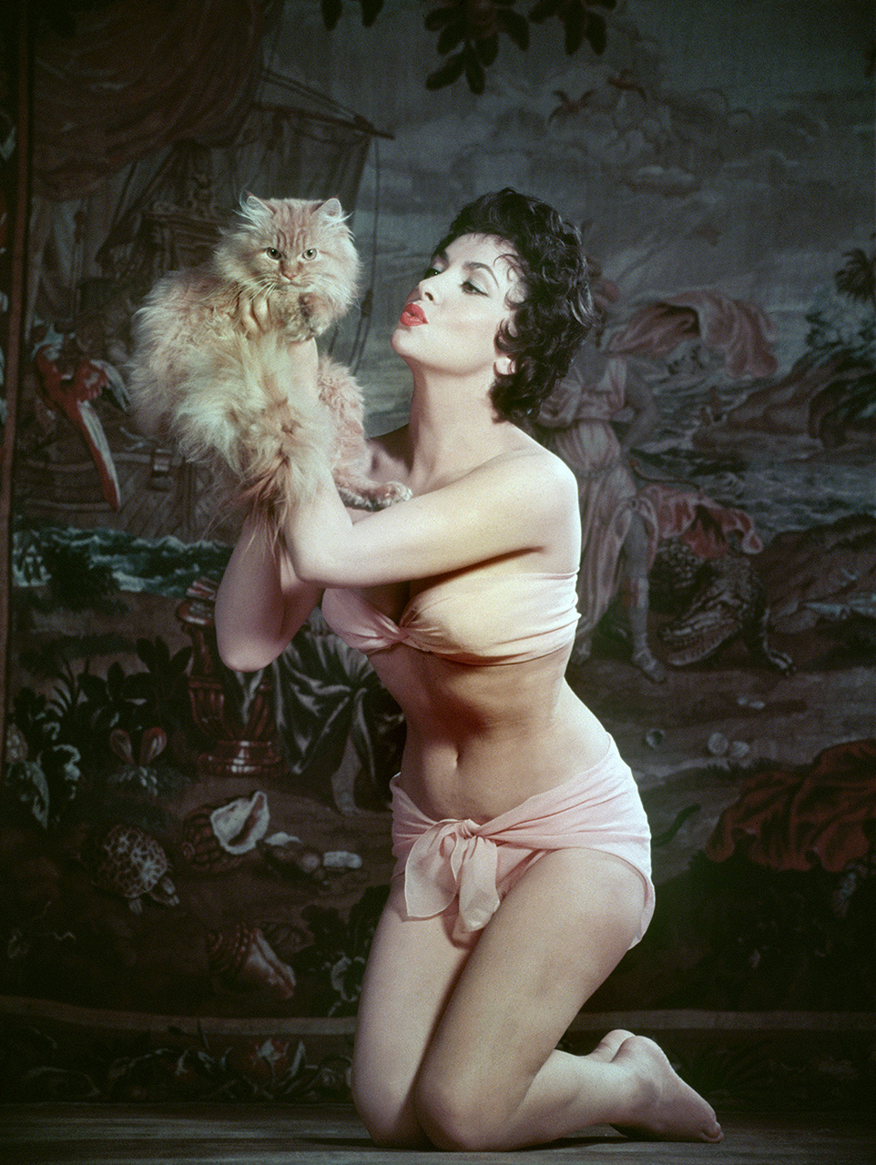 immagine per Gina LOLLOBRIGIDA by Philippe Halsman - courtesy Magnum Photos e Contrasto