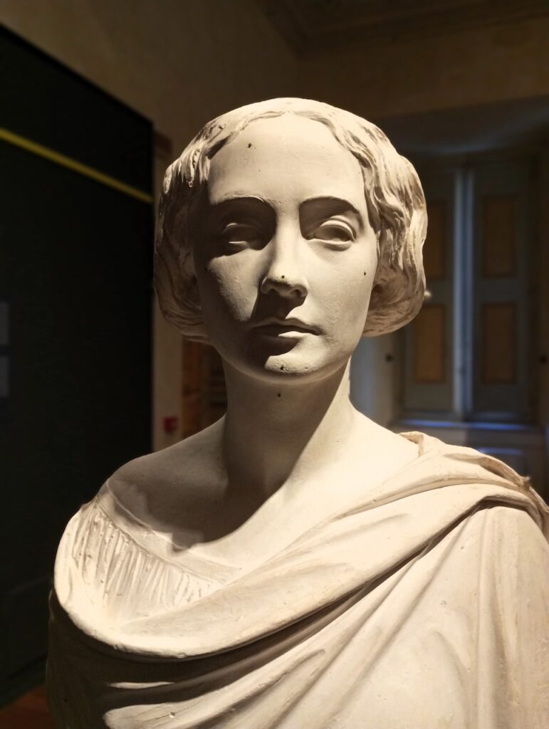 immagine per Mostre contemporanee in luoghi dell'Antico. Sergio Sarra e Tenerani Spina.